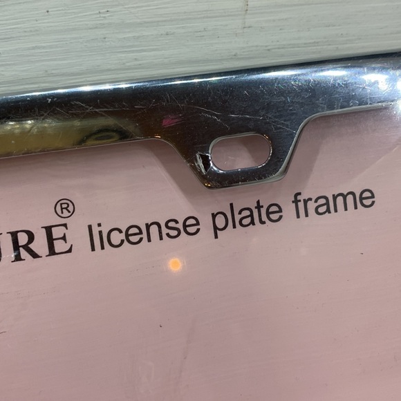 KOMAN Race for the cure Breast Cancer Awareness License Plate Holder - Picture 5 of 6